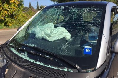 Scontro tra due veicoli, tre feriti in ospedale - Corriere Salentino