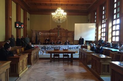 "Alba Service non si può ricapitalizzare". In Provincia scoppia la rissa: i lavoratori sospettano che si vogliano favorire le ditte private - Corriere Salentino