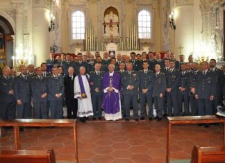Guardia di Finanza: l’arcivescovo di Lecce celebra la messa per il precetto natalizio