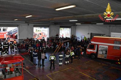 Il comando dei Vigili del Fuoco di Lecce celebra la sua protettrice Santa Barbara - Corriere Salentino