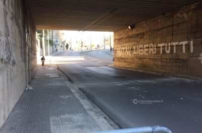 Caduta calcinacci, chiusura del sottopassaggio di Monteroni: traffico in tilt - Corriere Salentino