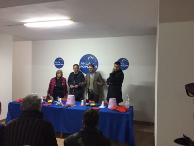 "Il patto del pandoro": quegli auguri dal sapore di convergenze e affinità - Corriere Salentino