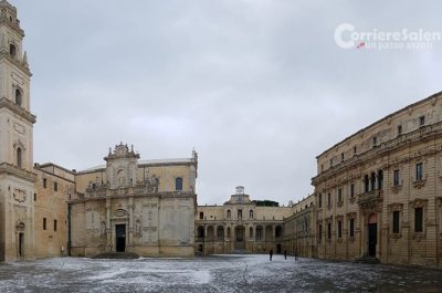 Risveglio sotto la neve per Lecce e provincia, disagi alla circolazione - Corriere Salentino
