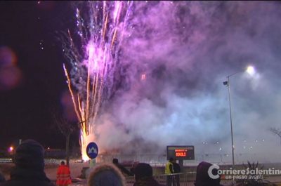 Il grande fuoco della Focara ha riscaldato il Salento: il giorno dell'accensione tra spettacoli e buona musica - Corriere Salentino