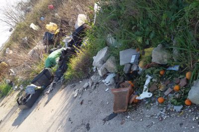 Zona Via Vecchia Cavallino discarica a cielo aperto, Sportello dei diritti: Più controlli e sanzioni per chi abbandona rifiuti - Corriere Salentino
