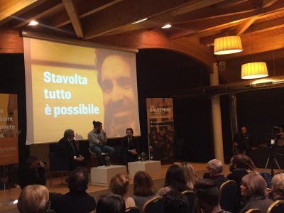 Il governatore con Salvemini. Case popolari, staffilata di Emiliano: «Il problema non è l'inchiesta in campagna elettorale, ma chi ricatta i cittadini bisognosi» - Corriere Salentino