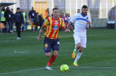 Il Lecce ritrova vittoria e vetta, 2-1 col Siracusa - Corriere Salentino