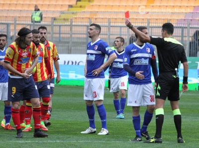 Il Lecce batte la Vibonese e resta solo al comando - Corriere Salentino