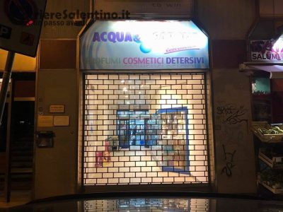 Ruba saponi dal negozio del centro, abbandona giubbotto e cellulare: nei guai 61enne - Corriere Salentino