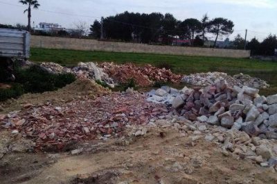 Rifiuti speciali abbandonati in aperta campagna. Denunciati due fratelli - Corriere Salentino