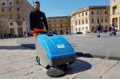 Pulizia Green in città, arrivano le mini spazzatrici - Corriere Salentino
