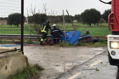 Perde il controllo dell'auto e si ribalta, muore 44enne di Nardò - Corriere Salentino