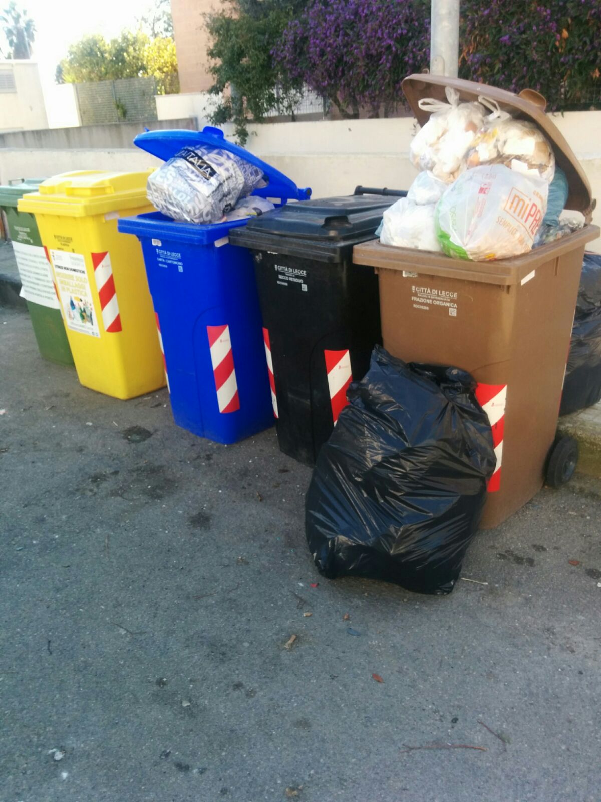 Comuni pugliesi e consorzi di raccolta si incontrano per gestire la situazione della plastica
