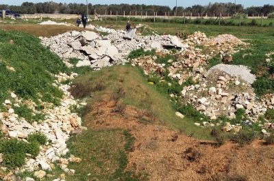 Discarica a cielo aperto: amianto tra i rifiuti, scatta il sequestro - Corriere Salentino