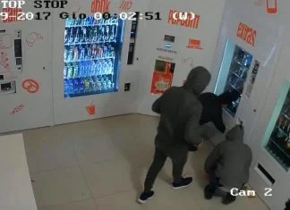 Ladri di merendine nella notte: cinque ragazzi denunciati