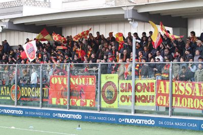 Lecce ko al “Giovanni Paolo II”, l’ex Abruzzese punisce i giallorossi - Corriere Salentino