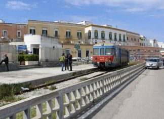 Traffico e parcheggi a Gallipoli, Associazione Rotaie di Puglia: la soluzione è la metropolitana