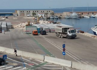 Scarseggiano i parcheggi e i commercianti insorgono. Matteo Spada: “l’Amministrazione valuti le nostre soluzioni”