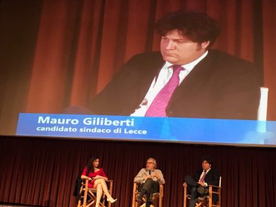 Incontenibile Sgarbi, la lectio sull'arte e le provocazioni politicamente scorrette - Corriere Salentino