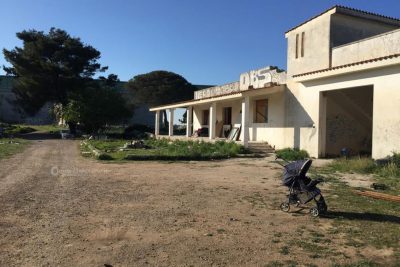 Sono andati quasi tutti via i rom che hanno occupato la masseria. Nuova segnalazione: occupazione a Torre Chianca. Il video dell'incontro tra proprietario e occupante - Corriere Salentino