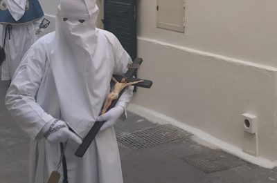 Il rito dei penitenti di Gallipoli: le suggestioni e la tradizione religiosa secolare - Corriere Salentino