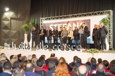 Il bilancio di Gianni Stefano e la corsa per la riconferma a sindaco di Casarano: «32 milioni dopo il disastro ereditato» - Corriere Salentino