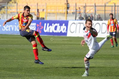 Derby a senso unico, il Lecce supera il Taranto 3 - 0 - Corriere Salentino