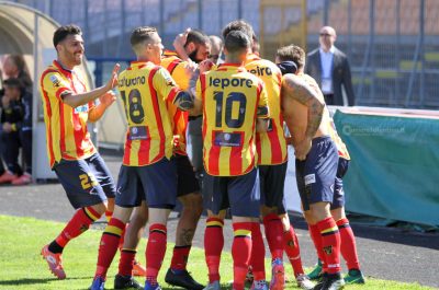 Derby a senso unico, il Lecce supera il Taranto 3 - 0 - Corriere Salentino