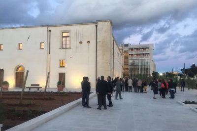 La ferita è rimarginata: al posto del muro che copriva l'abbandono, rinasce lo splendido Convento degli Agostiniani - Corriere Salentino