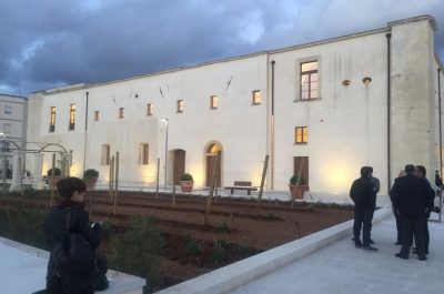 La ferita è rimarginata: al posto del muro che copriva l'abbandono, rinasce lo splendido Convento degli Agostiniani - Corriere Salentino