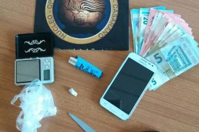 Sorpreso mentre cede eroina: arrestato giovane spacciatore, nei guai anche il cliente - Corriere Salentino