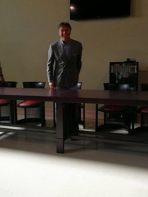 Cucinelli, l'imprenditore controcorrente che rispetta i lavoratori e invita i giovani a disobbedire ai genitori per inseguire i propri sogni - Corriere Salentino