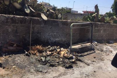 Lo "strano fenomeno" dei cassonetti incendiati, a Surbo diventa quasi un'emergenza: e scatta la denuncia - Corriere Salentino