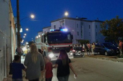 Auto prende fuoco all'improvviso, 30enne salvo per miracolo - Corriere Salentino