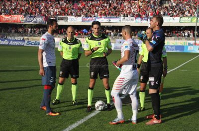 Caturano risponde a Mancuso, e Perucchini para un rigore: Sambenedettese-Lecce termina 1-1 - Corriere Salentino