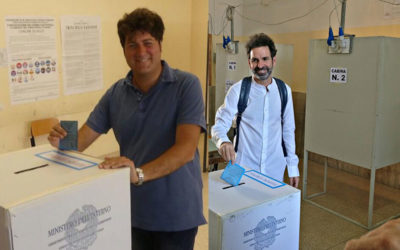 Affluenza alle urne, calo pesante ai ballottaggi: 52,18 in totale. Al primo turno era stato 68,27. A Lecce calo di quasi 20 punti - Corriere Salentino