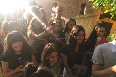 Francesco Sole a Gallipoli, lo youtuber poeta che incanta i romantici della rete - Corriere Salentino