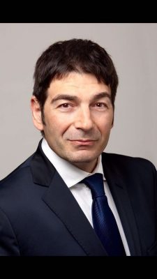 La corsa a tre di Matino. Leonardo Bianchi: «Bisogna svoltare coinvolgendo i cittadini. Welfare, riduzione delle tasse e scuola al centro» - Corriere Salentino