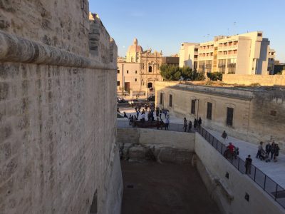 Le Mura Urbiche sono pronte per i leccesi e per i turisti: a passeggio sul tetto della storia leccese - Corriere Salentino