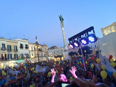 Campagna elettorale chiusa: in sei in corsa. Ecco le foto degli ultimi comizi - Corriere Salentino