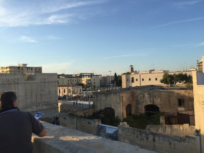 Le Mura Urbiche sono pronte per i leccesi e per i turisti: a passeggio sul tetto della storia leccese - Corriere Salentino
