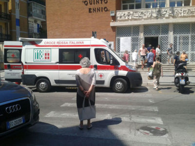 Affluenza alle urne, calo pesante ai ballottaggi: 52,18 in totale. Al primo turno era stato 68,27. A Lecce calo di quasi 20 punti - Corriere Salentino