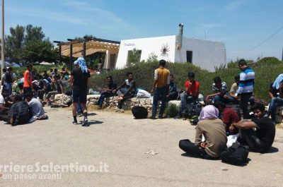 Sbarcano dallo yacht nel Capo di Leuca: rintracciati 78 migranti, bloccati i presunti scafisti - Corriere Salentino