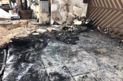 Bruciano l'auto di un giovane incensurato nel quartiere Stadio, danni anche a palazzina - Corriere Salentino