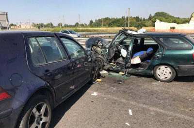 Schianto frontale sulla complanare, due feriti in ospedale con "codice rosso" - Corriere Salentino