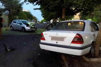 Ubriaco travolge 25 auto e motociclista, carabinieri salvano 50enne dal linciaggio della folla - Corriere Salentino