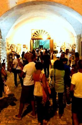 A Cutrofiano, dal 13 al 22 agosto, Mostra Mercato della Ceramica Artigianale, «Santi e Pupi». Gemellaggio con l'arte ceramica di Gelves - Corriere Salentino