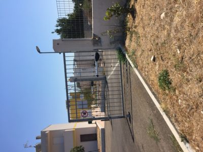 Il fiume di migranti nella Masseria Ghermi, che avrebbe dovuto accogliere 25 senzatetto: passa più di un anno per espulsioni - Corriere Salentino