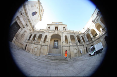 Monteco, senza sosta i lavori di lavaggio e di sanificazione delle strade leccesi - Corriere Salentino