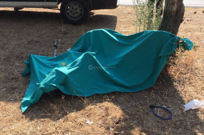 Straniero travolto ed ucciso sul ciglio della strada, caccia aperta all'auto "pirata" - Corriere Salentino